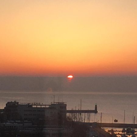 9Th Floor Skwer Kosciuszki Z Widokiem Na Morze Gdynia Exterior foto